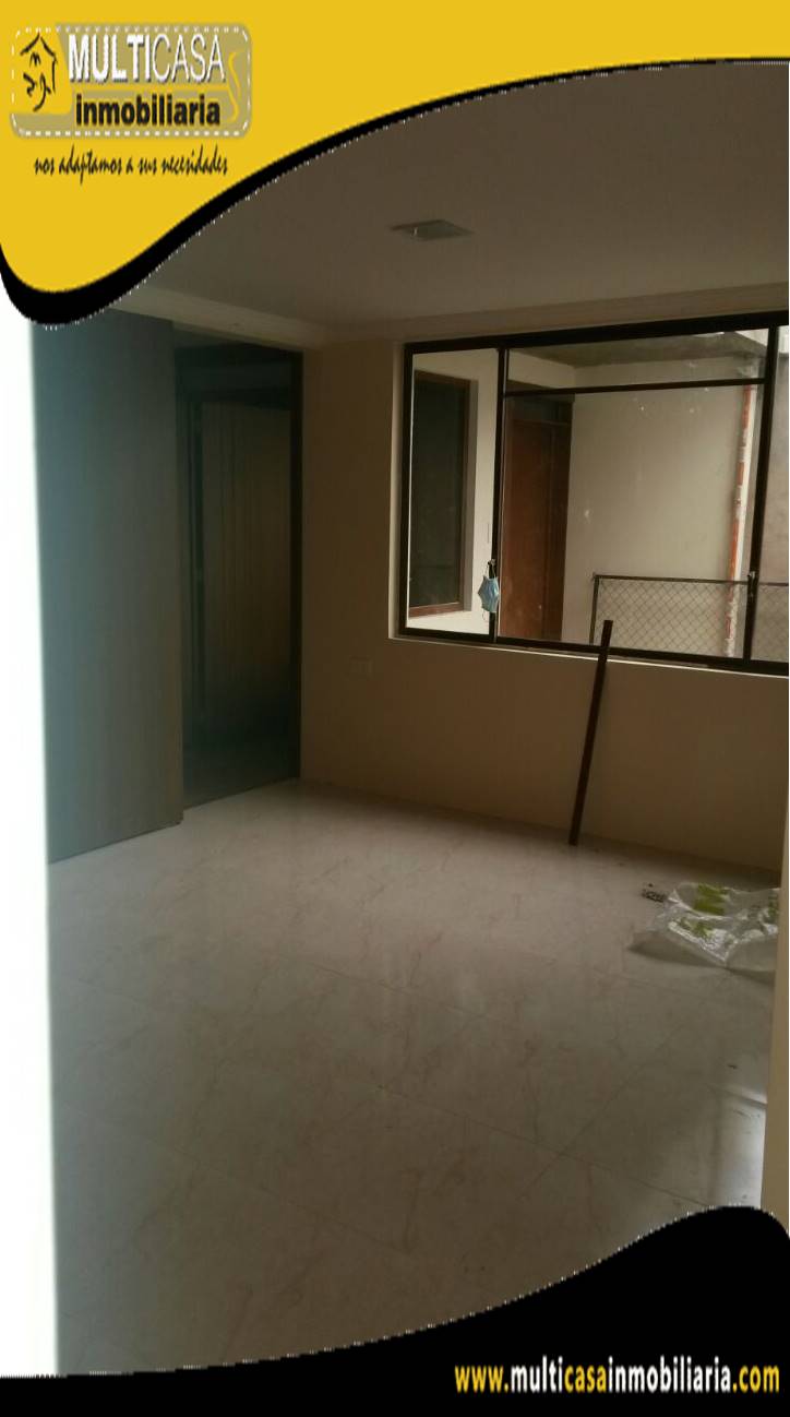 Arriendo Departamento en Condominio Privado con patio y garaje Sector Miraflores Cuenca-Ecuador