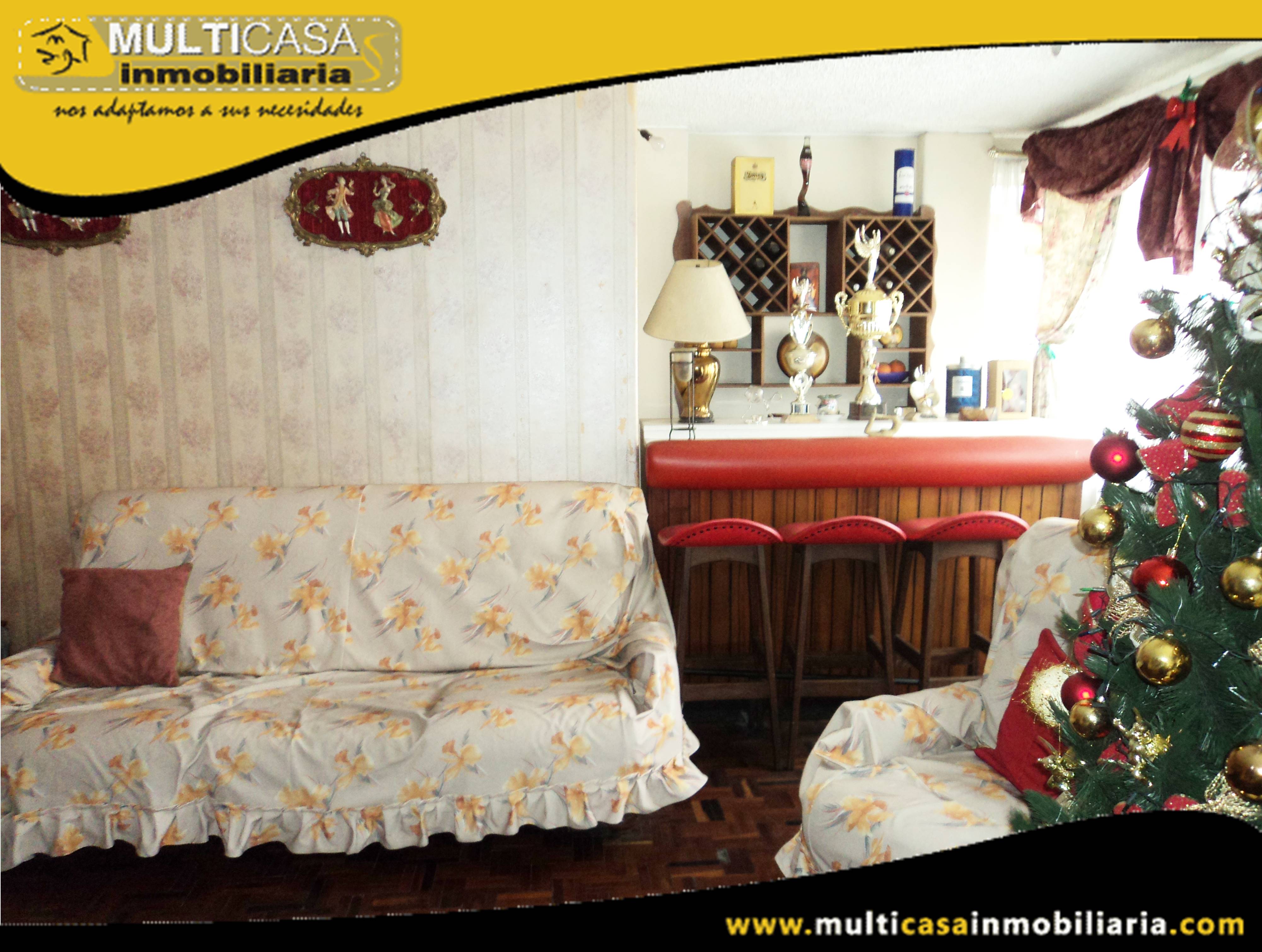 Casa Tres Departamentos en Venta a Crédito Sector Banco Central Cuenca-Ecuador