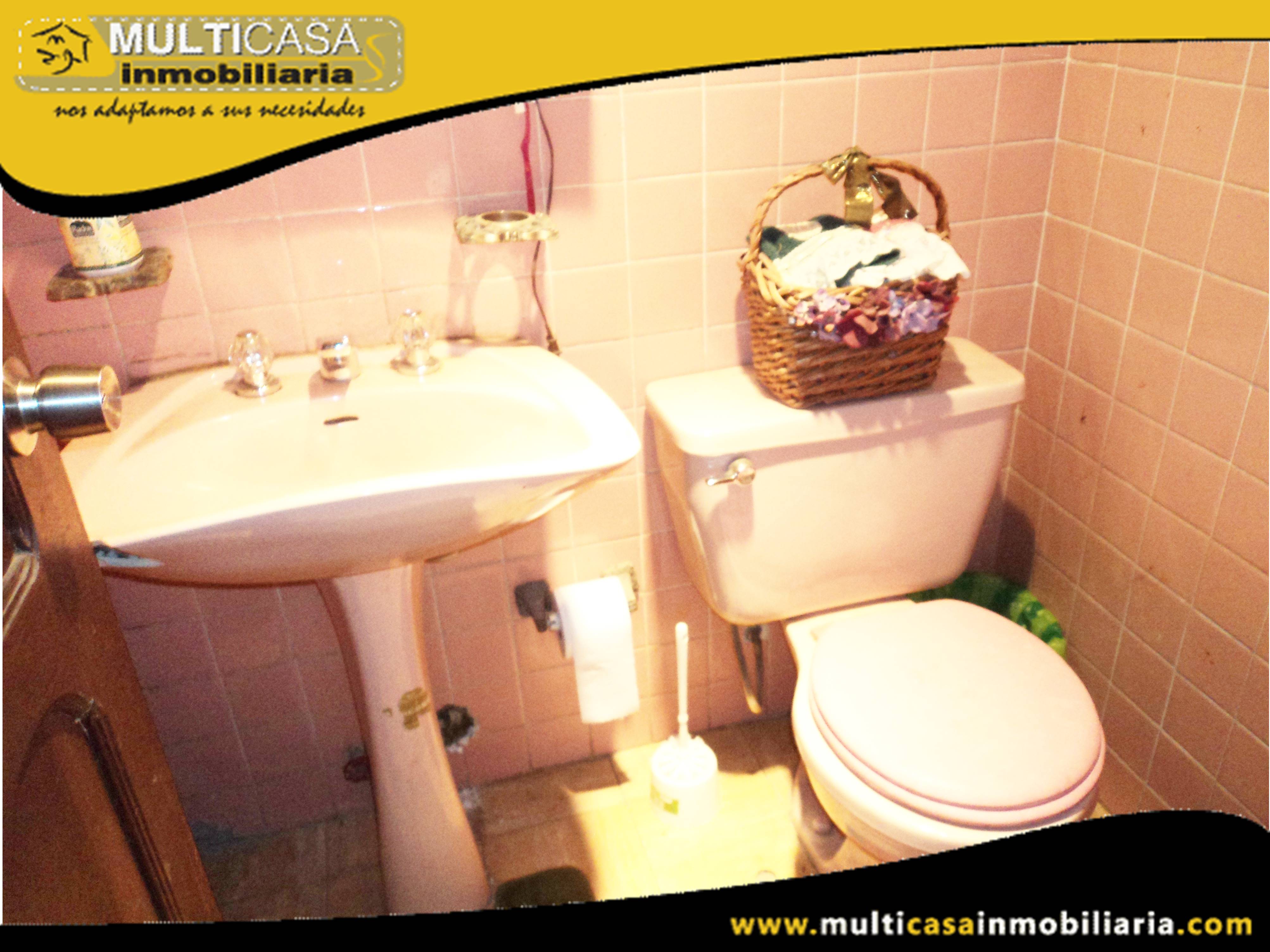 Casa con Local comercial en Venta a Crédito Sector Banco Central Cuenca-Ecuador