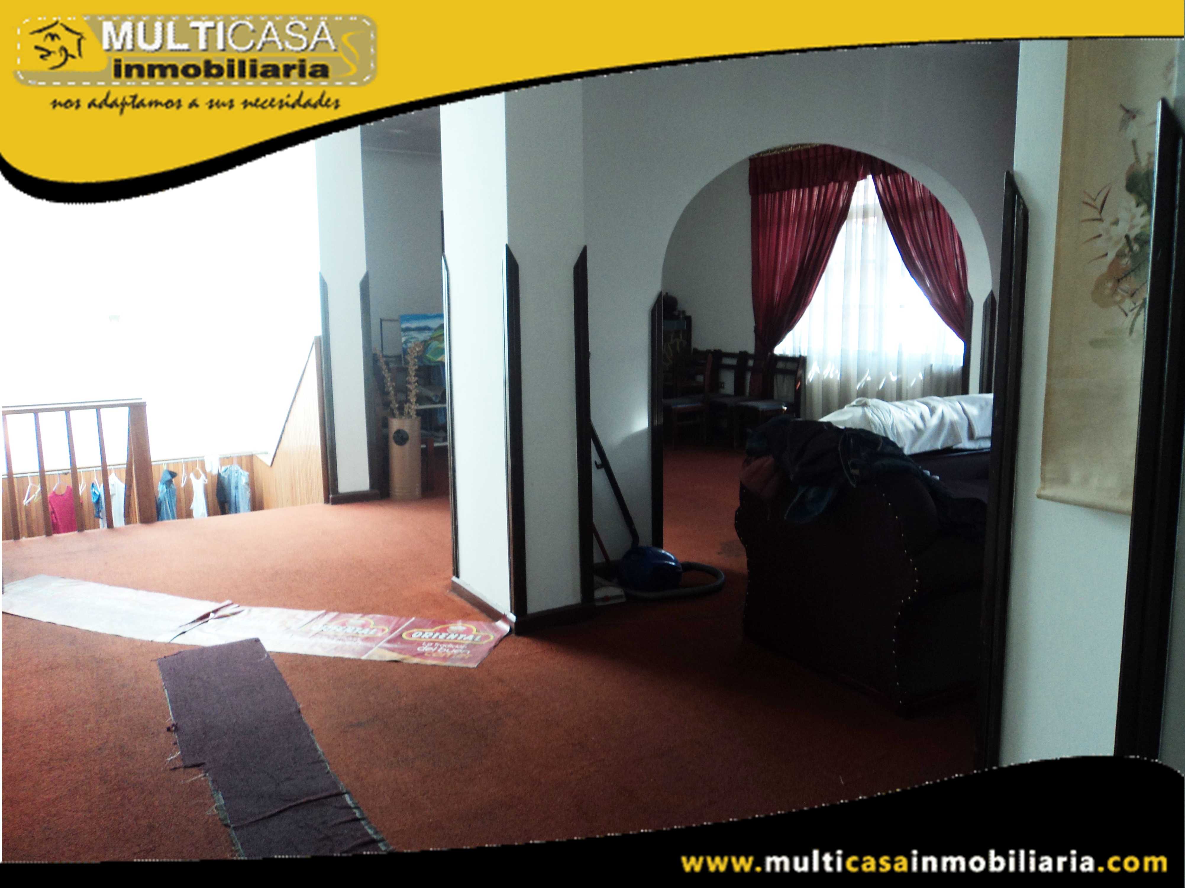 Casa en Venta con Local comercial a Crédito Sector Centro de la Ciudad Cuenca-Ecuador