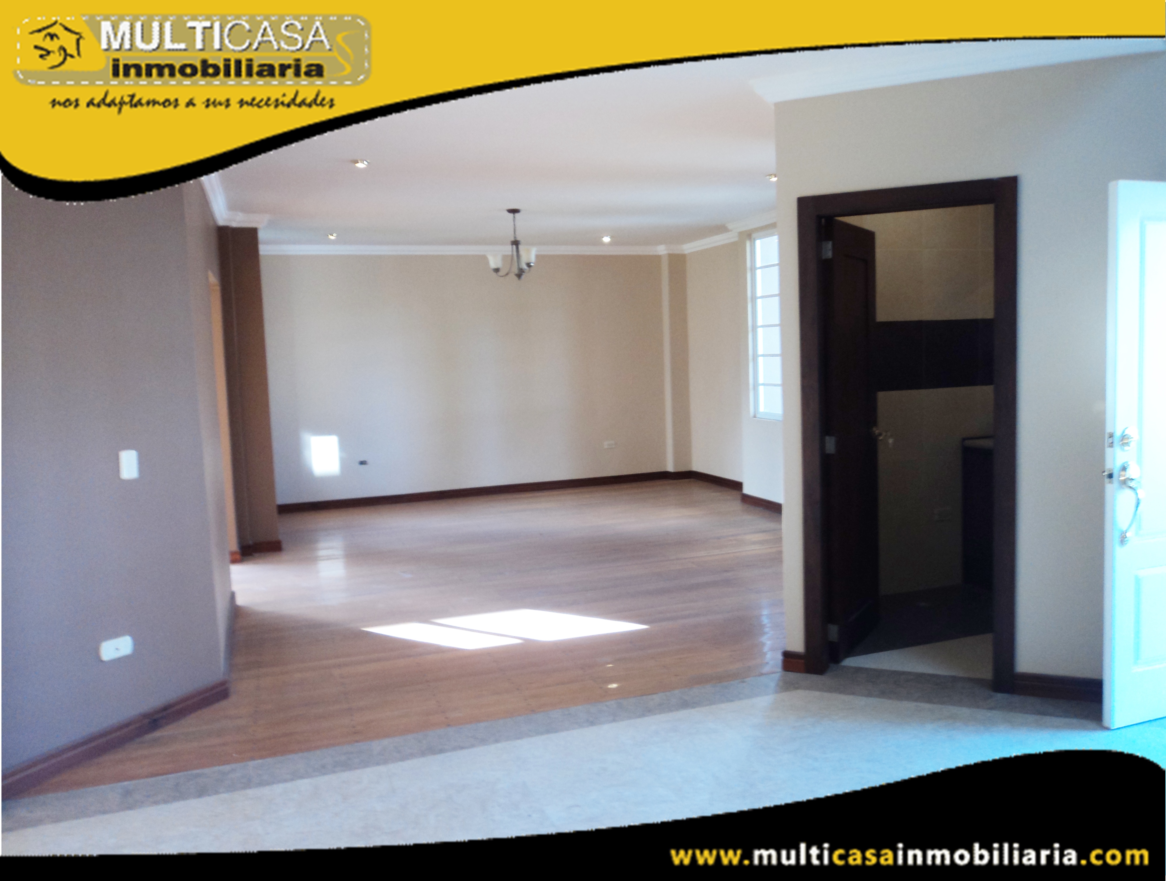 Casa en Venta a Crédito de Tres dormitorios Sector Ordoñez Lasso Cuenca-Ecuador
