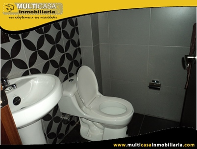 Arriendo Local Comercial amplio Sector Super Stock Cuenca-Ecuador