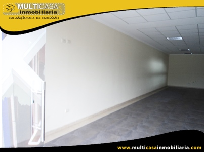 Arriendo Local Comercial amplio Sector Super Stock Cuenca-Ecuador