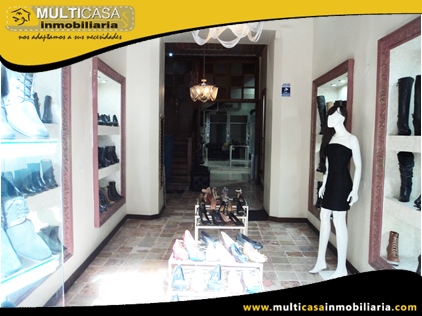 Venta de Casa Rentera con Dos Locales Comerciales Sector Centro de la Ciudad Cuenca-Ecuador