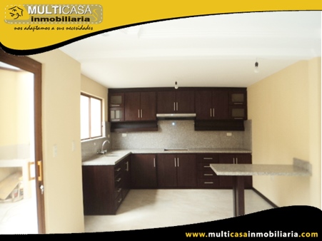Casa en Condominio en Venta a Crédito Sector El Cebollar Cuenca-Ecuador