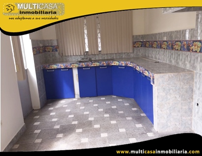 Dos Casas en Venta a Crédito Sector Av.Paucarbamba Cuenca-Ecuador