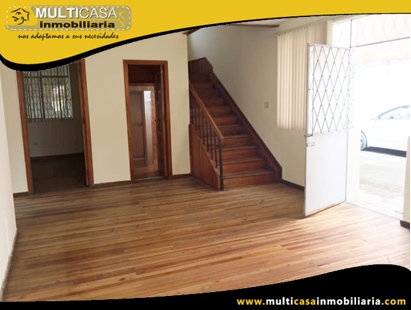 Dos Casas en Venta a Crédito Sector Av.Paucarbamba Cuenca-Ecuador
