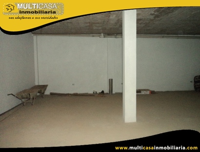 Casa Rentera en Venta de Dos Locales Comercial y Dos departamentos Sector Patamarca Cuenca-Ecuador