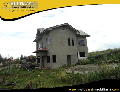 Casa en Venta por Terminar Sector Ricaurte Cuenca - Ecuador