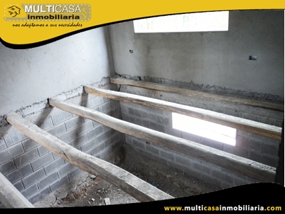 Casa en Venta por Terminar Sector Monay Cuenca-Ecuador