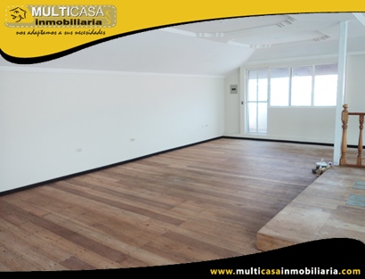 Casa en Venta a Crédito Sector El Tiempo Cuenca-Ecuador