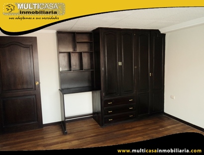 Casa en Venta a Crédito Sector El Tiempo Cuenca-Ecuador