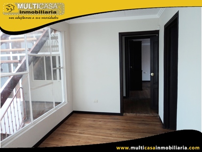 Casa en Venta a Crédito Sector El Tiempo Cuenca-Ecuador