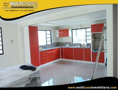 Casa con Mini Departamento en Venta Sector Guzho Cuenca - Ecuador