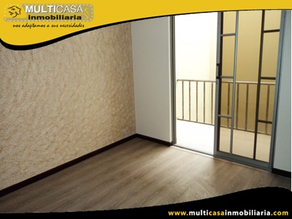Casa en Venta Dos Departamentos y un Local Comercial Sector Av. 10 de Agosto Cuenca-Ecuador