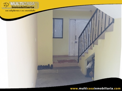Casa en Venta dos Departamentos y un Local Comercial Sector Feria Libre Cuenca-Ecuador