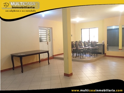 Casa en Venta dos Departamentos y un Local Comercial Sector Feria Libre Cuenca-Ecuador
