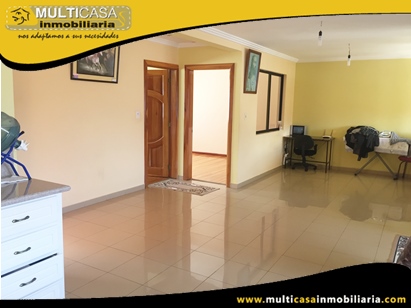 Casa en Venta dos Departamentos y un Local Comercial Sector Feria Libre Cuenca-Ecuador