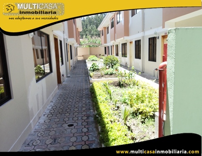 Casa en Venta en Condominio a Crédito Sector Ochoa León Cuenca - Ecuador