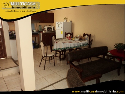 Casa en Venta en Condominio a Crédito Sector Ochoa León Cuenca - Ecuador
