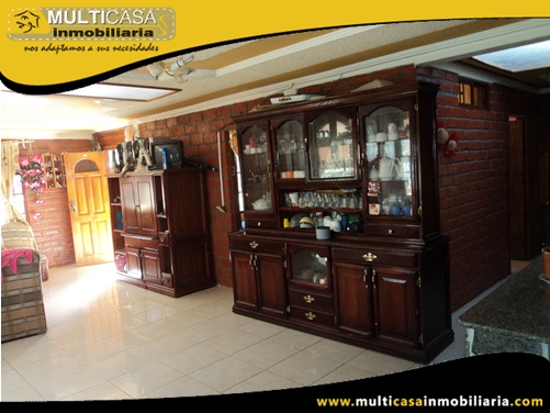 Casa en Venta con Terreno a Crédito Sector Ricaurte Cuenca-Ecuador