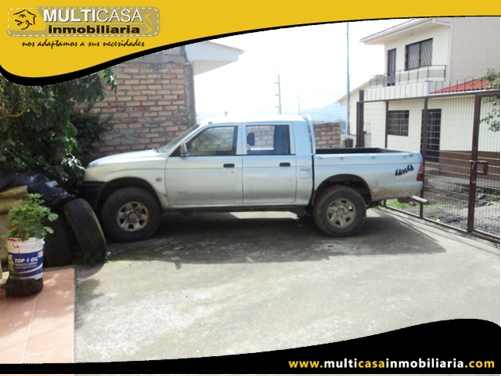 Casa en Venta con espacio verde a Crédito Sector Cdla. Simón Bolivar Cuenca-Ecuador