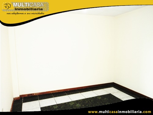 Arriendo Local Comercial Sector Av. Solano Cuenca - Ecuador
