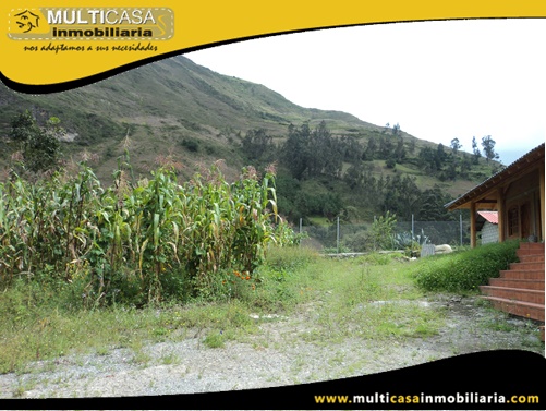 Casa con Terreno en Venta a Crédito Sector Dug Dug Paute-Ecuador
