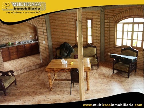 Casa con Terreno en Venta a Crédito Sector Dug Dug Paute-Ecuador