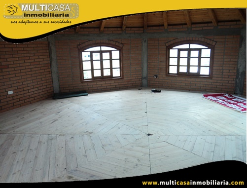 Casa con Terreno en Venta a Crédito Sector Dug Dug Paute-Ecuador