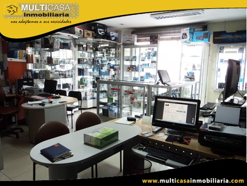 Casa con Local Comercial en Venta a Crédito Sector Centro de la Ciudad Cuenca-Ecuador