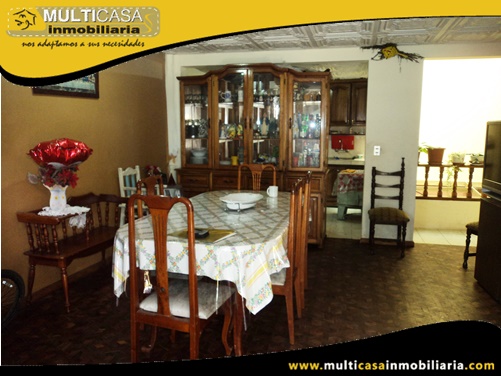 Casa en Venta de Dos Departamentos Sector Héroes de Verdeloma Cuenca-Ecuador