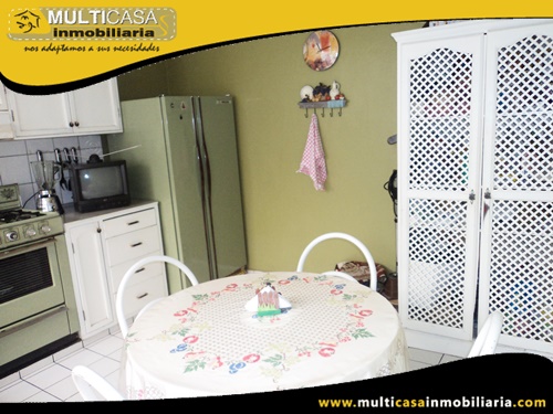 Casa en Venta a Crédito Sector Centro de la Ciudad Cuenca-Ecuador