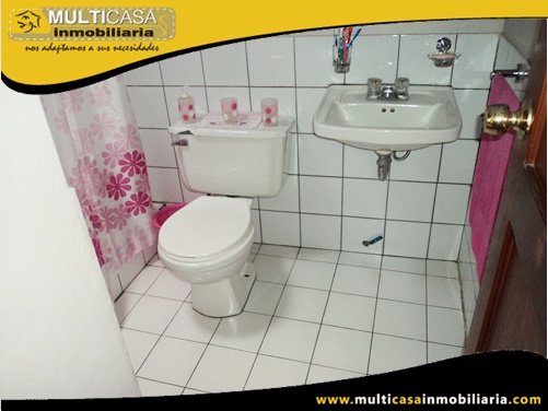 Casa en Venta a Crédito Sector Centro de la Ciudad Cuenca-Ecuador