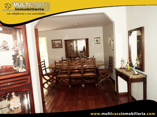 Casa en Venta a Crédito Sector Centro de la Ciudad Cuenca-Ecuador