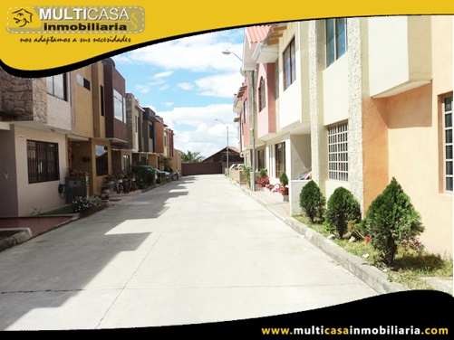 Casa en Venta a Crédito en Condominio Privado Sector Entrada a Misicata Cuenca-Ecuador