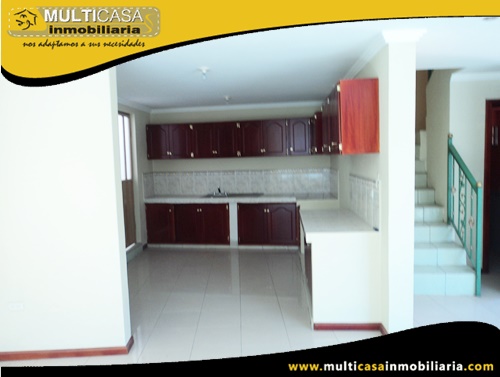 Casa en Venta a Crédito en Condominio Privado Sector Entrada a Misicata Cuenca-Ecuador