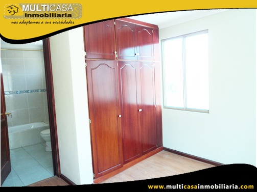 Casa en Venta a Crédito en Condominio Privado Sector Entrada a Misicata Cuenca-Ecuador