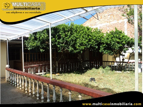 Terreno con Media agua y Licencia Urbanística Sector Totoracocha Cuenca-Ecuador