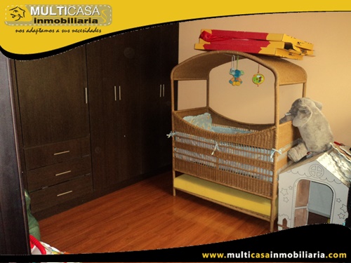 Casa en Venta a Crédito Sector Uncovia Cuenca-Ecuador