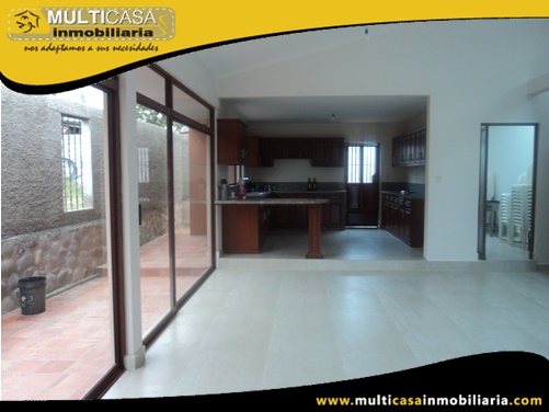 Casa en Venta a Crédito Sector Ricaurte-Sidcay Cuenca - Ecuador