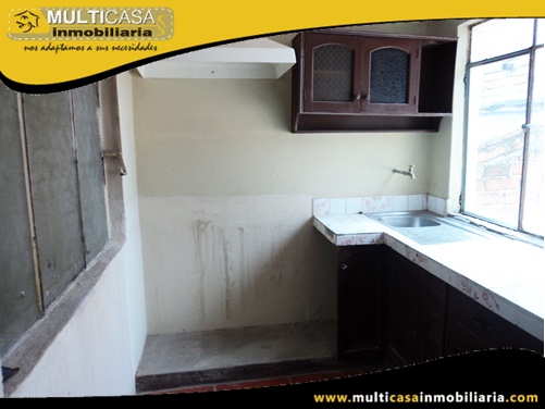 Edificio en Venta a Crédito Tres Departamentos Local Comercial Sector 9 de Octubre Cuenca-Ecuador