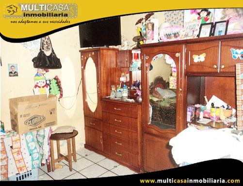 Casa Rentera en Venta Condominio Privado Tres Departamentos Sector Centro de la Ciudad Cuenca-Ecuador