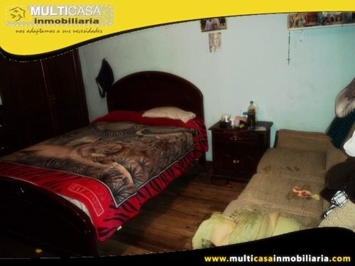 Casa Rentera en Venta Condominio Privado Tres Departamentos Sector Centro de la Ciudad Cuenca-Ecuador