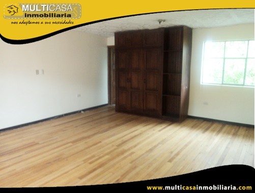 Casa Rentera en Venta a Crédito Sector Av. Ordoñez Lasso Cuenca-Ecuador
