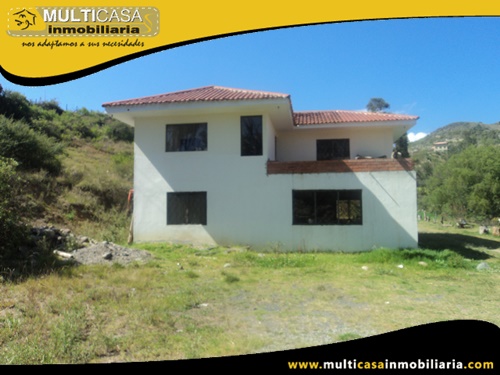 Casa con Terreno en Venta a Crédito Sector Challuabamba Cuenca-Ecuador