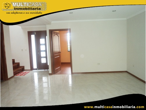 Casa en Venta a Crédito en Ciudadela Privada Sector Racar Cuenca-Ecuador
