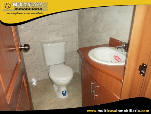 Casa en Venta a Crédito en Ciudadela Privada Sector Racar Cuenca-Ecuador