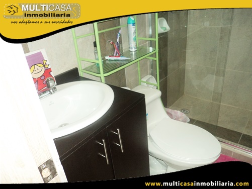 Casa en Venta a Crédito en Condominio Privado Sector Super Stock Cuenca-Ecuador