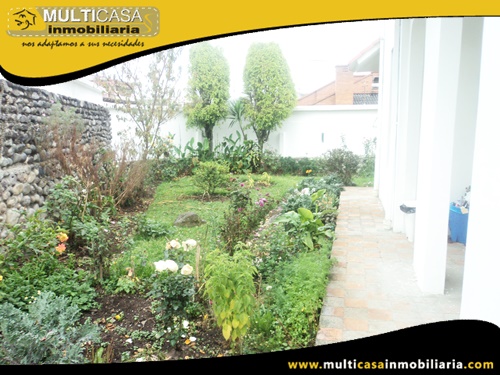 Casa en Venta a Crédito Sector Ave. 10 de Agosto Cuenca-Ecuador